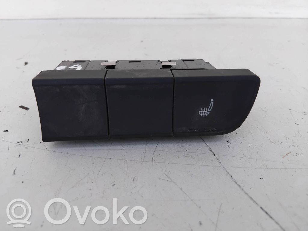 Audi A1 Seat heating switch 