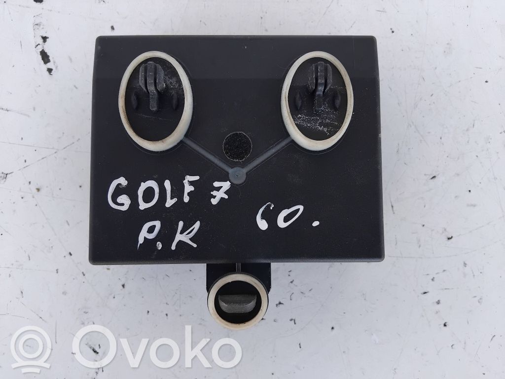 Volkswagen Golf VII Door control unit/module 