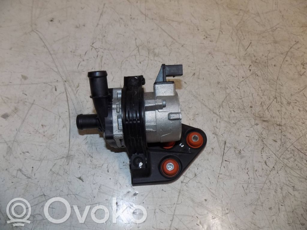 Vesipumppu   4KE965567B,4KE965567B
