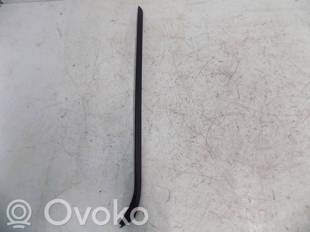 Audi e-tron Windshield trim 