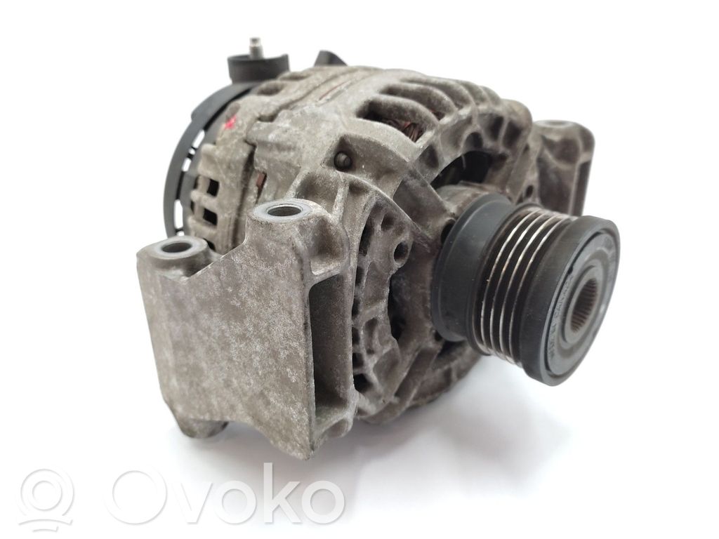 Opel Vectra B Alternator 