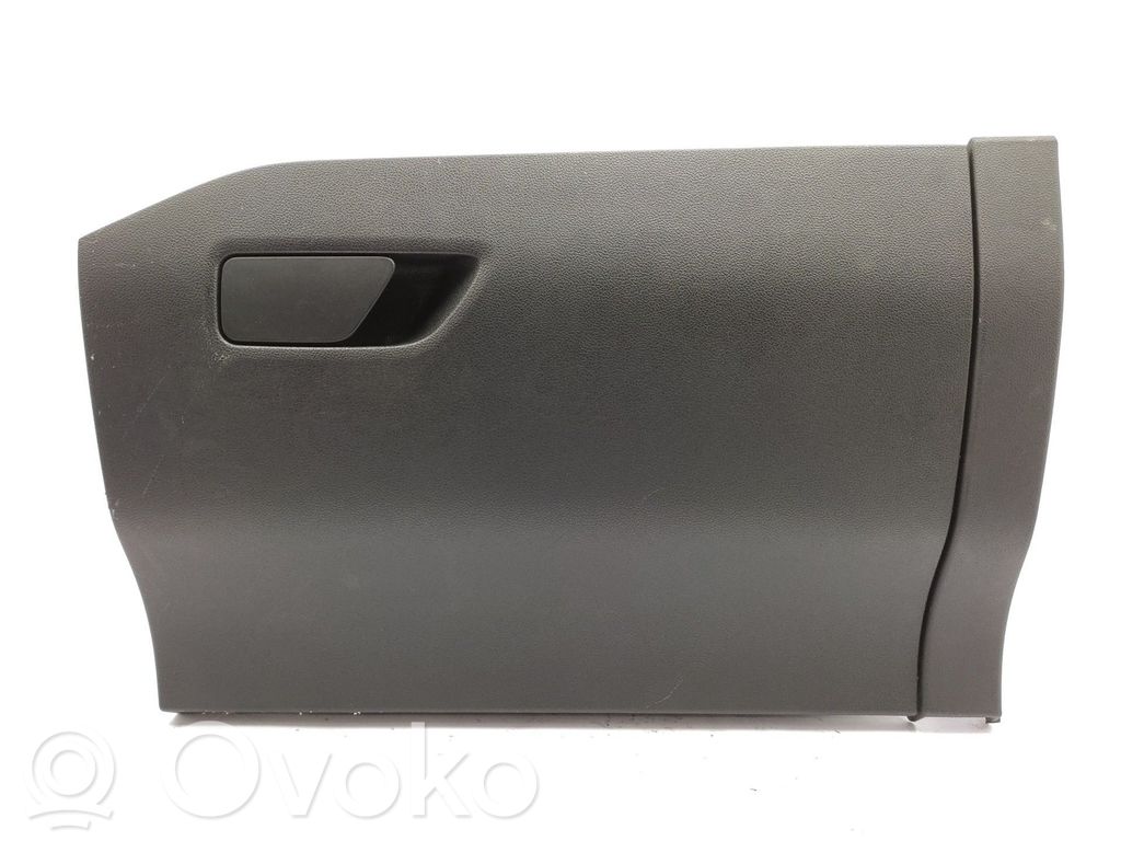 Ford Focus Glove box 