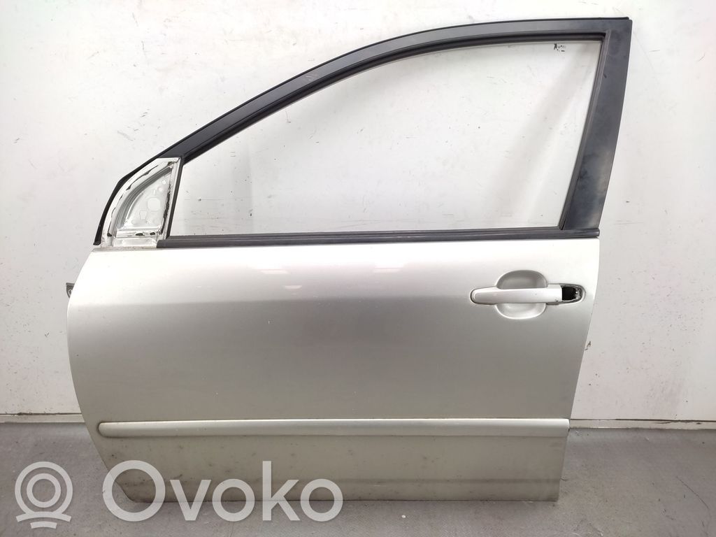 Toyota Corolla E140 E150 Durvis 