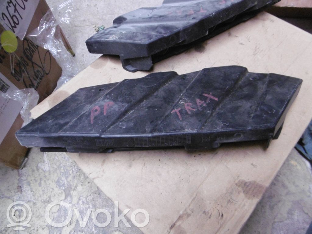 Chevrolet Trax Front bumper mounting bracket 