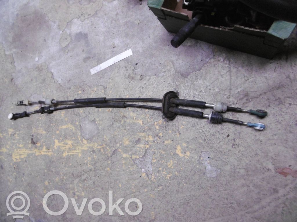 Opel Mokka Gear shift cable linkage 