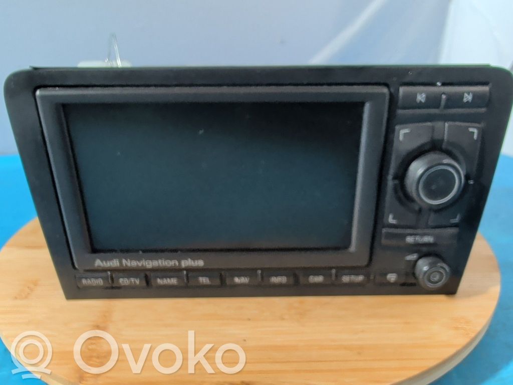 Audi A3 S3 8P Panel / Radioodtwarzacz CD/DVD/GPS 