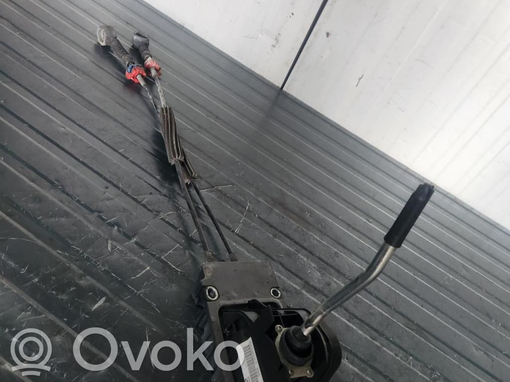 Gear shift cable linkage
