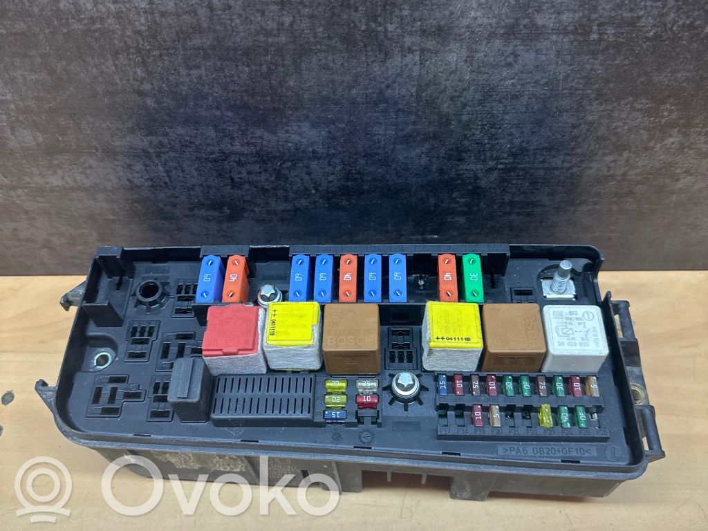 Opel Vectra C Fuse module 