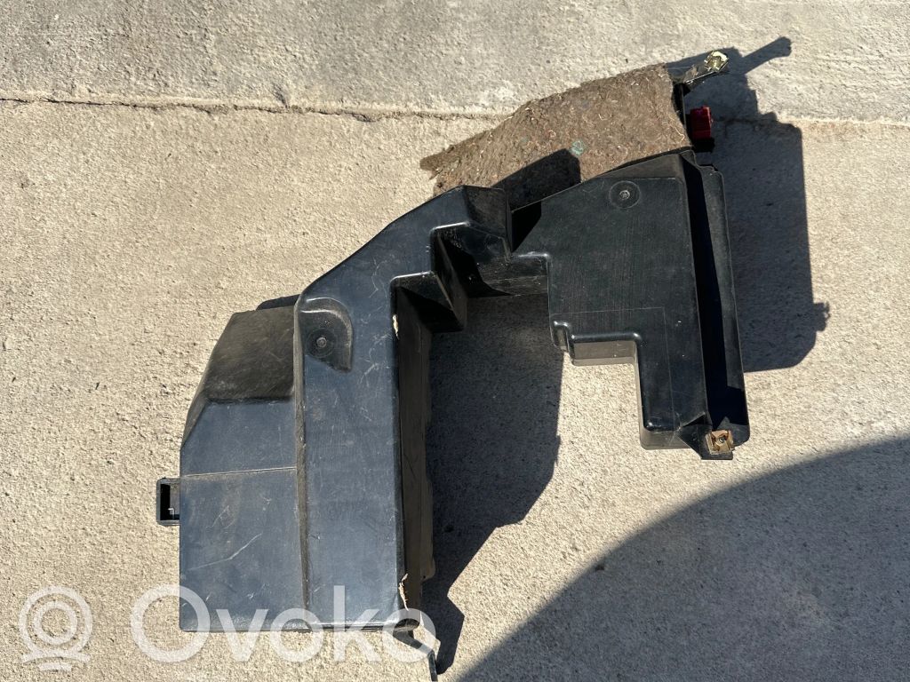Audi A4 S4 B5 8D Subwoofer 