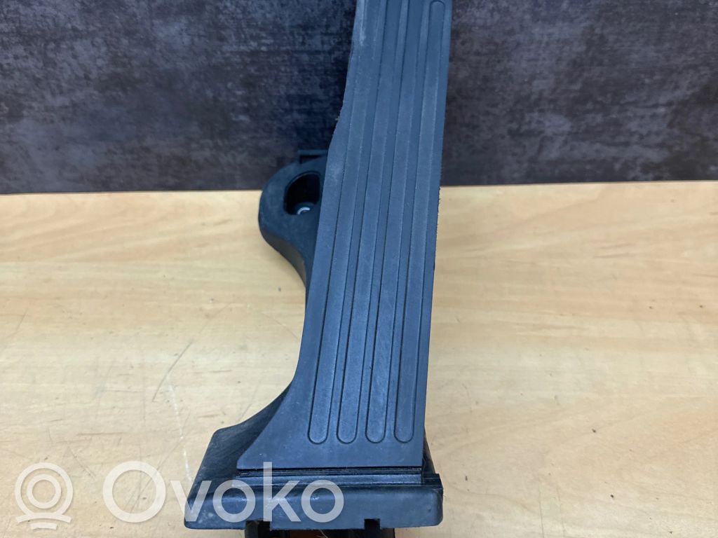 Volkswagen Touran I Accelerator throttle pedal 