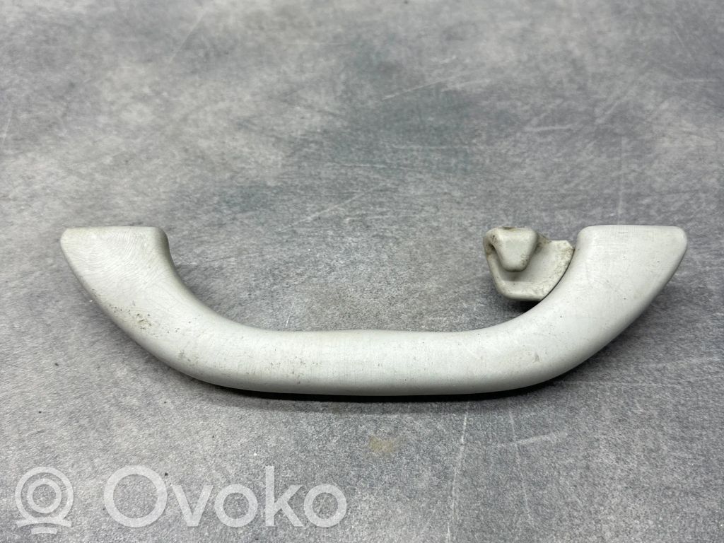 Audi A4 S4 B5 8D Asidero interior trasero 