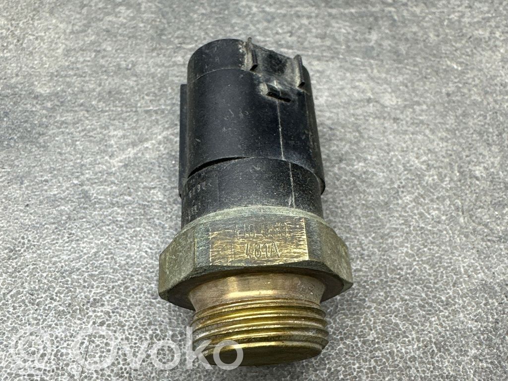 Volkswagen Golf IV Sonde de température de liquide de refroidissement 