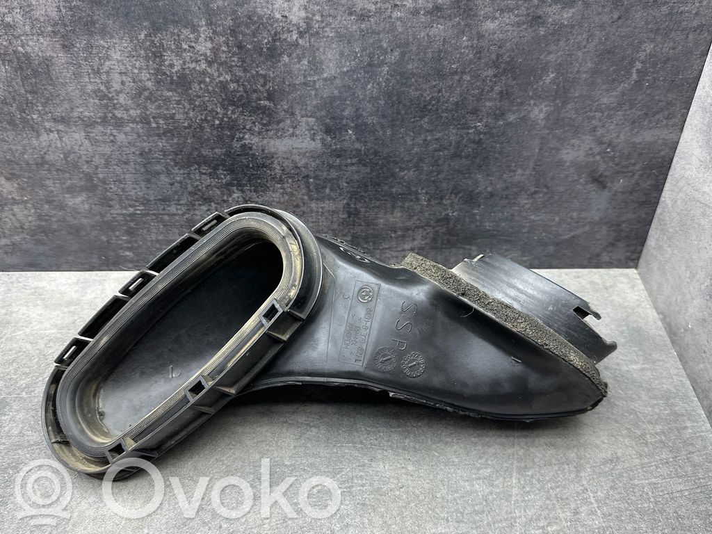 BMW 5 E39 Ilman mikrosuodatin, ilmakanavan osa 