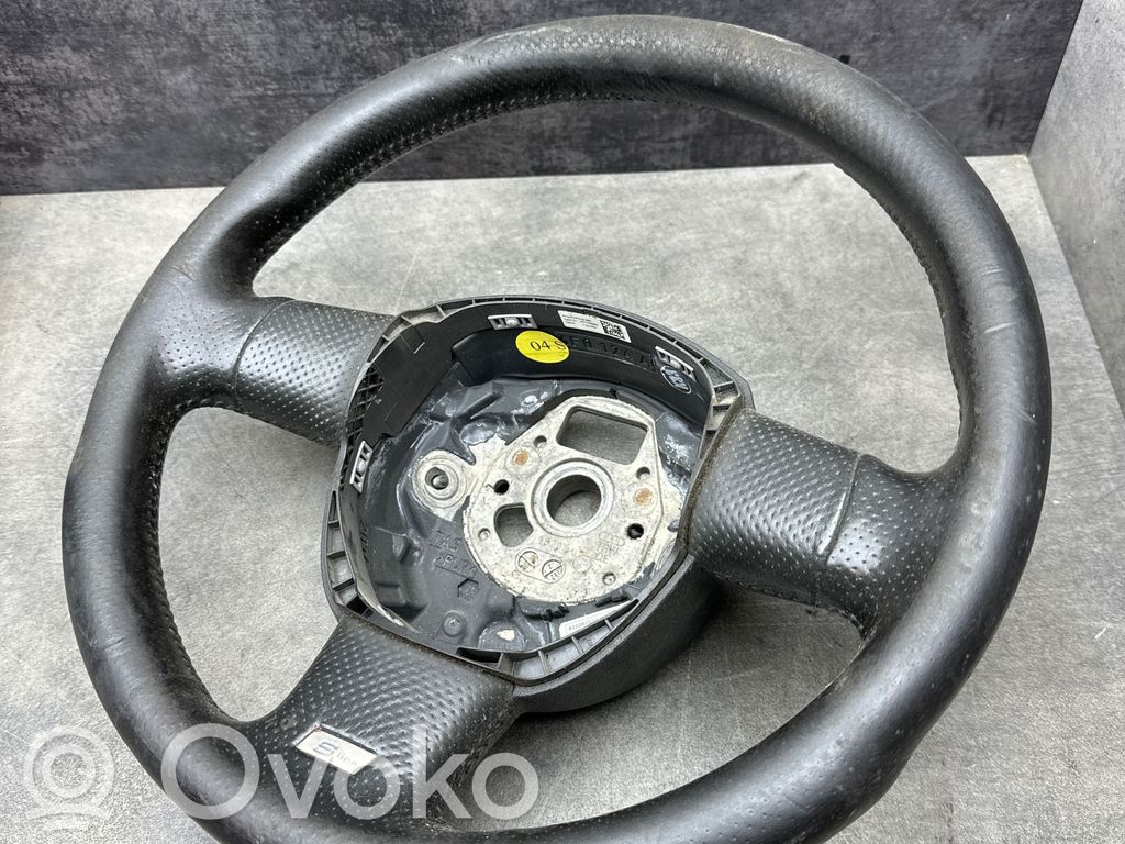 Audi A4 S4 B6 8E 8H Ohjauspyörä 