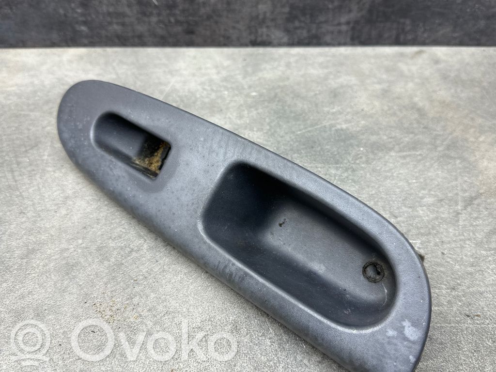 Renault Clio II Türgriff / Verkleidung vorne 