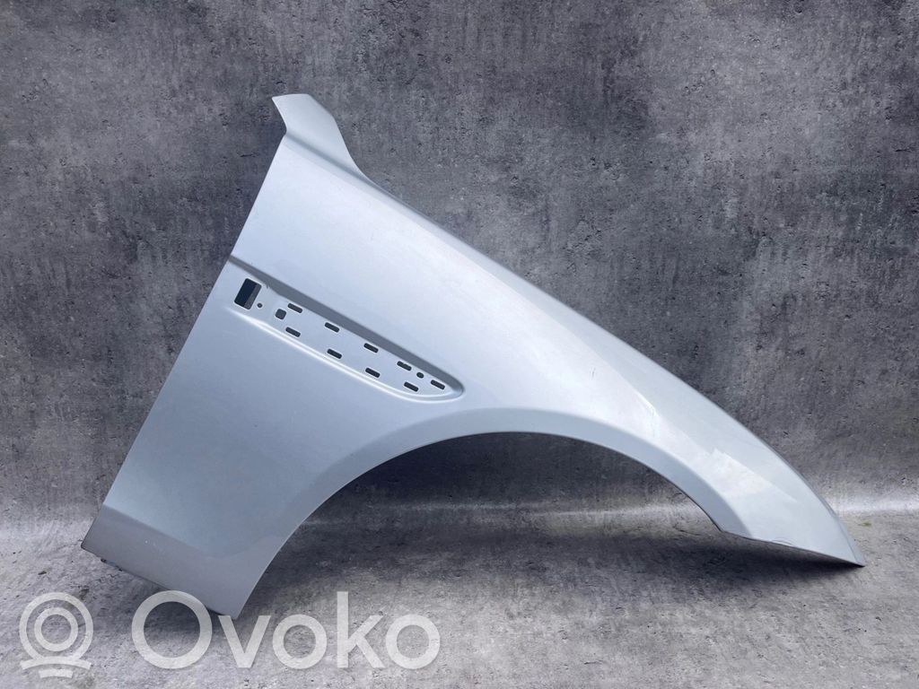 Jaguar XE Fender 
