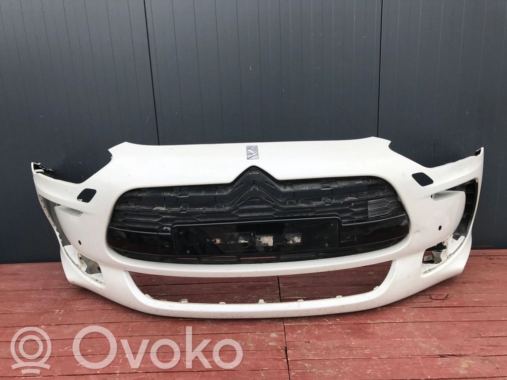 Citroen DS5 Front bumper 