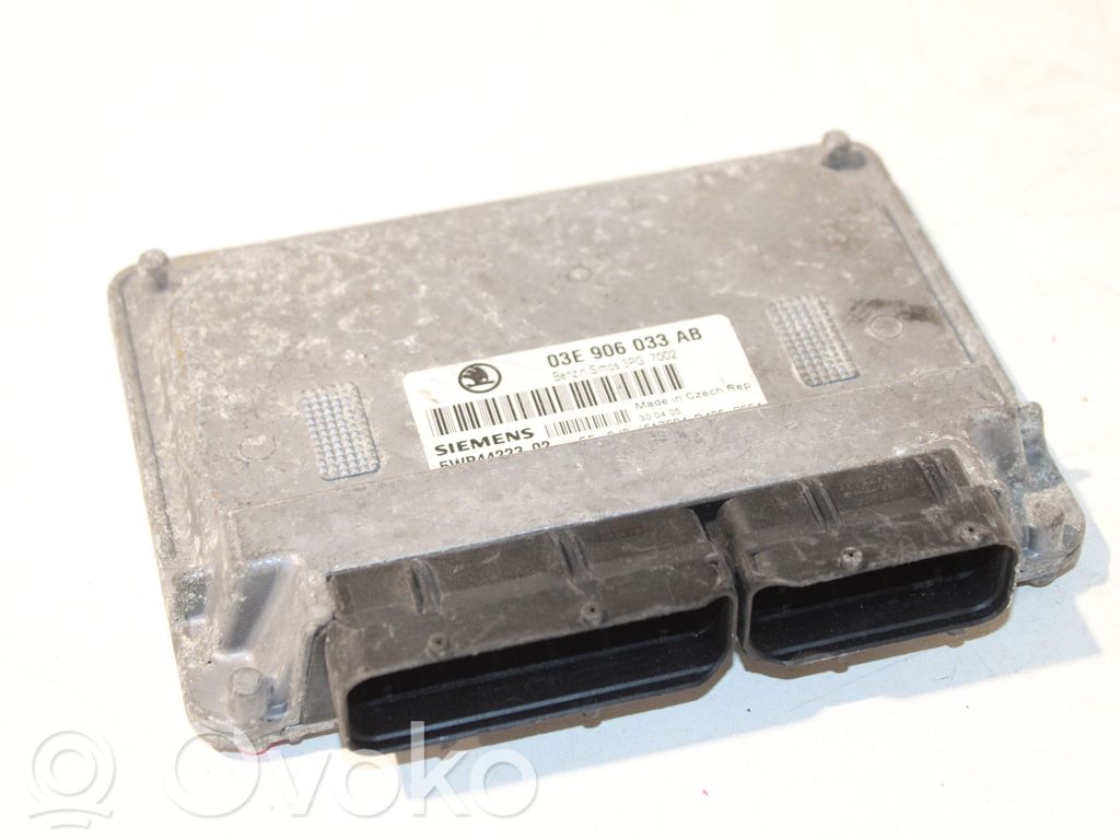 Engine control unit/module   03E906033AB,5WP4422302