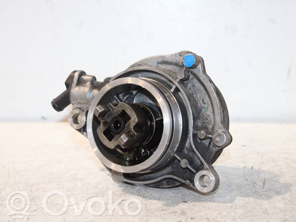 Vacuum pump   7791232