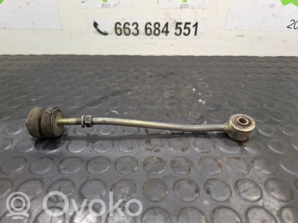 Mercedes-Benz E W212 Radiator mount bracket 