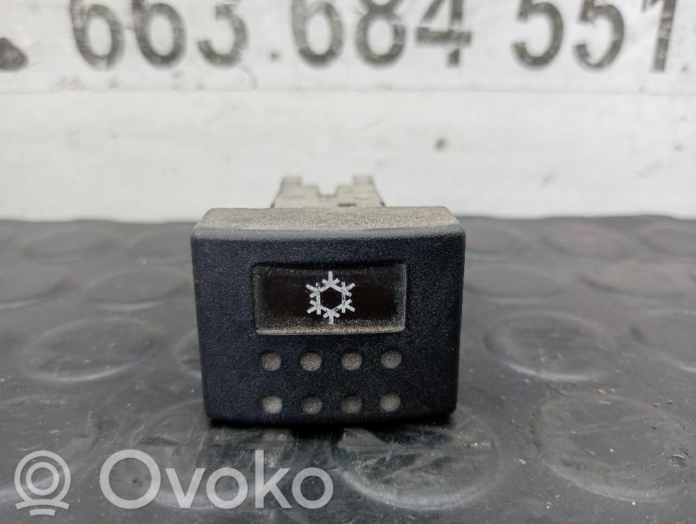 Nissan Atleon Otros interruptores/perillas/selectores 