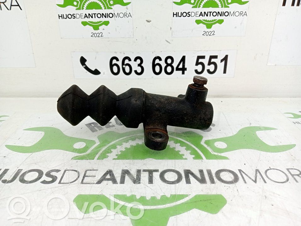 Nissan Atleon Clutch slave cylinder 