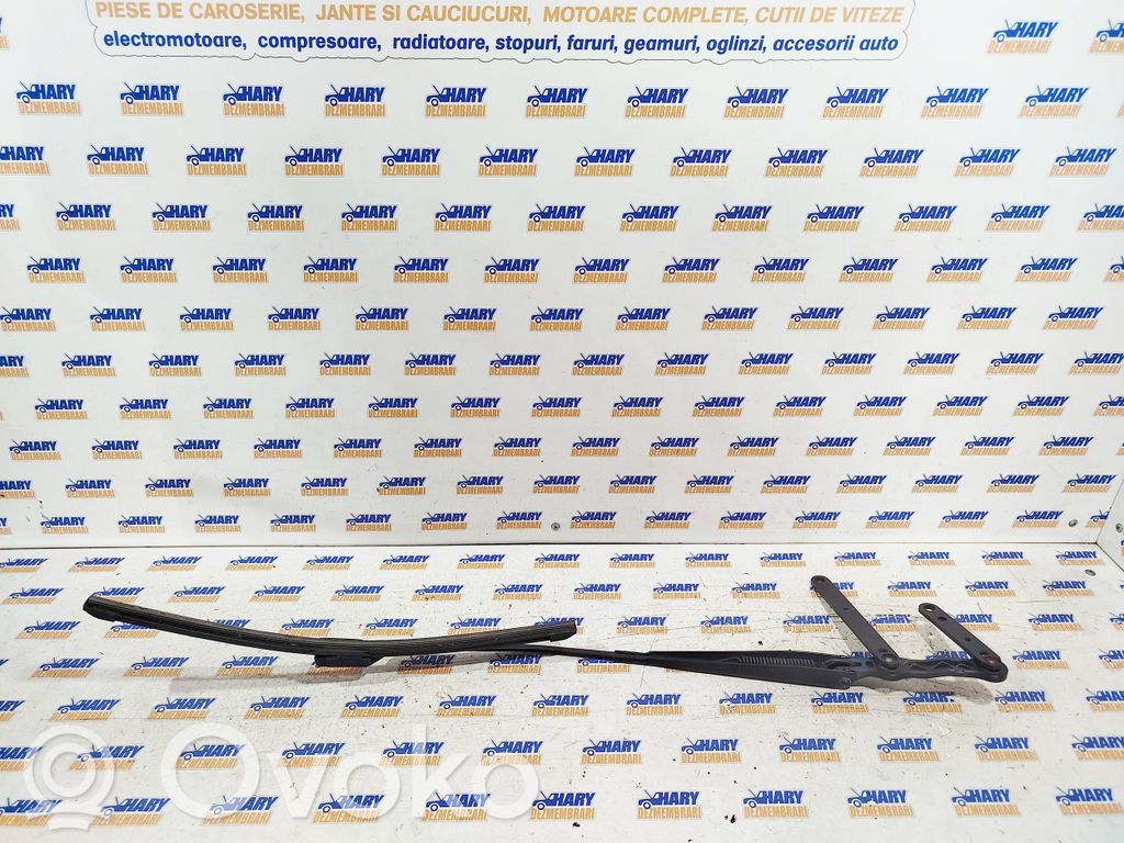 BMW 2 F46 Ramię wycieraczki szyby przedniej / czołowej 