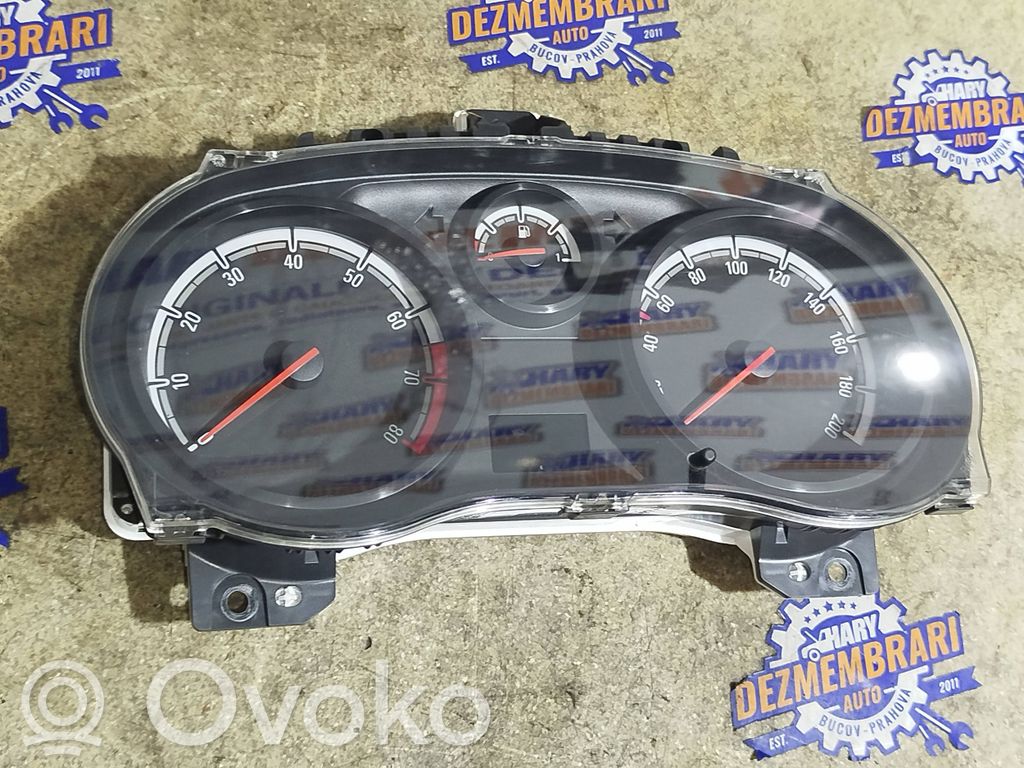 Opel Corsa D Spidometras (prietaisų skydelis) 