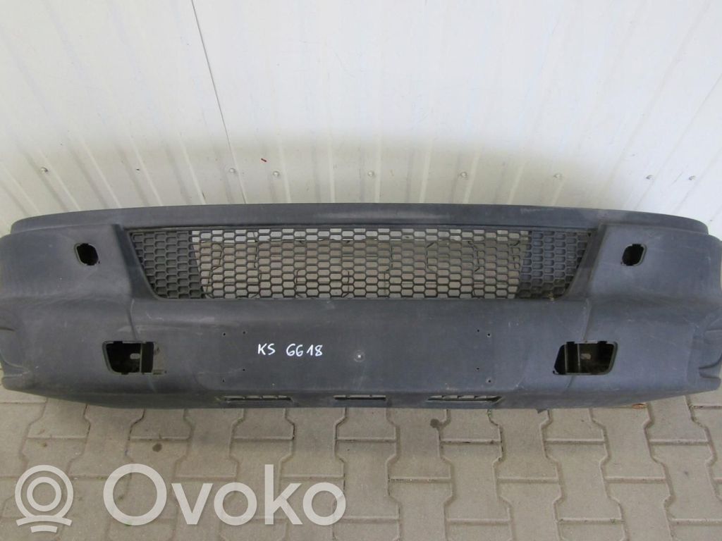 Iveco Daily 3rd gen Parachoques delantero 