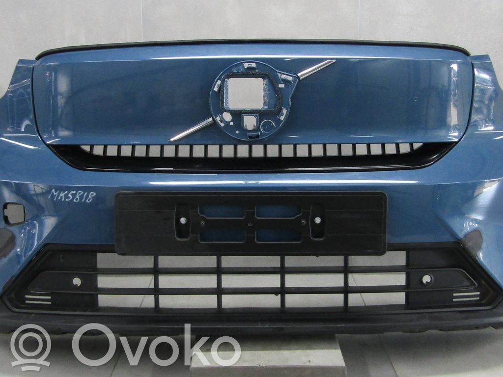 Etupuskuri   31690933