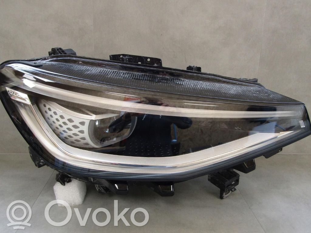 Volkswagen ID.4 Phare frontale 
