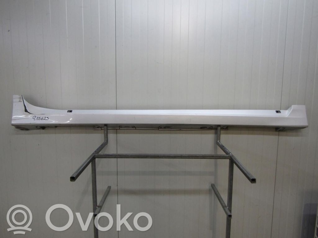 Lexus RX 450H Etukynnys (korin osa) 