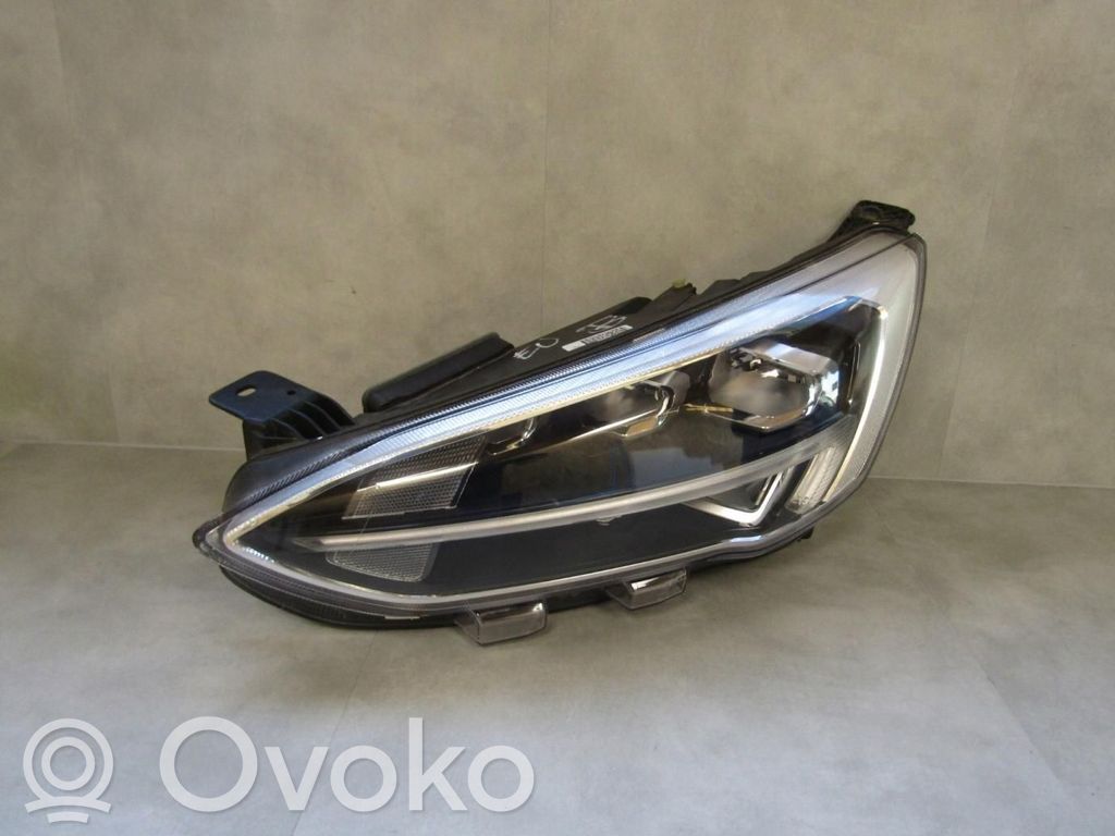 Ford Focus Headlight/headlamp 
