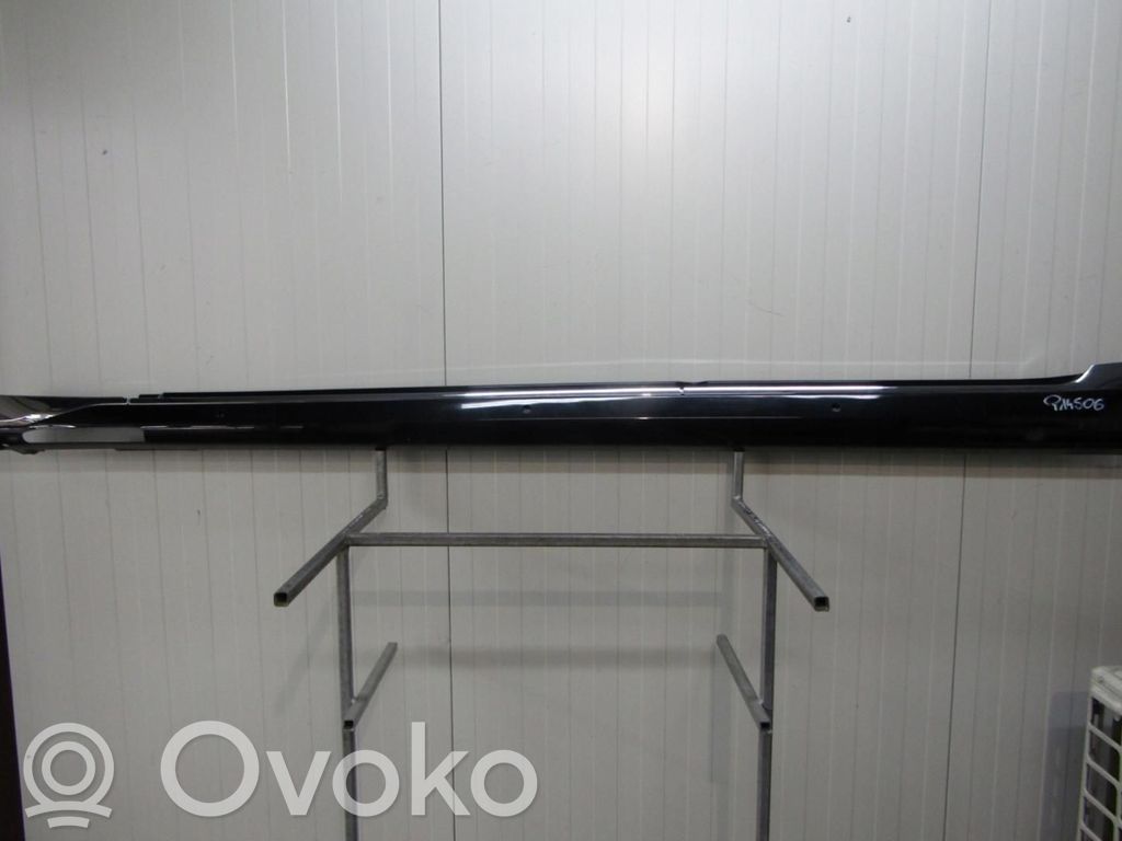BMW 7 G70 Etukynnys (korin osa) 