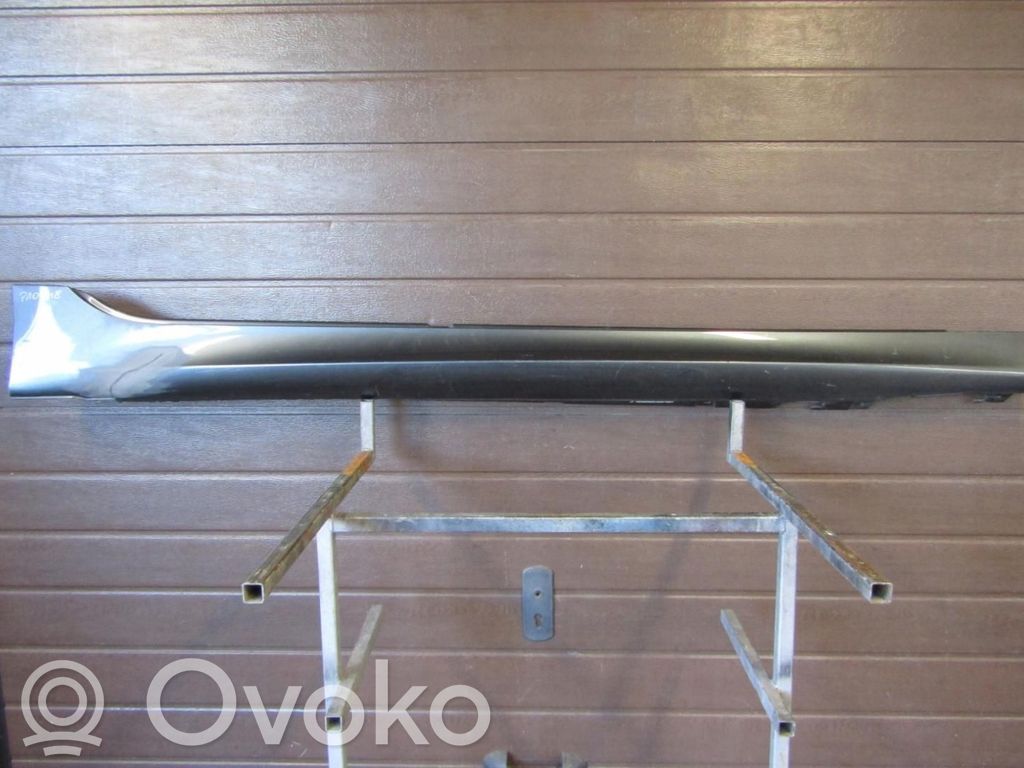 BMW 2 F46 Listón delantero (repuesto de carrocería) 