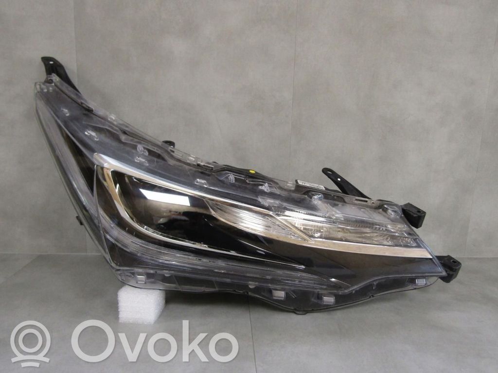 Scheinwerfer   8111002L70