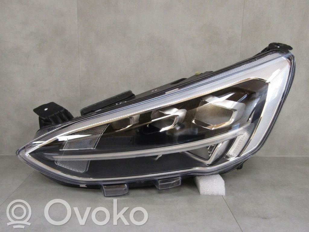 Ford Focus Headlight/headlamp 
