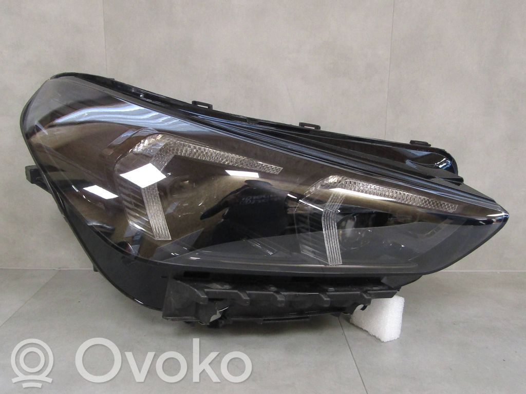 BMW X1 U11 Scheinwerfer 