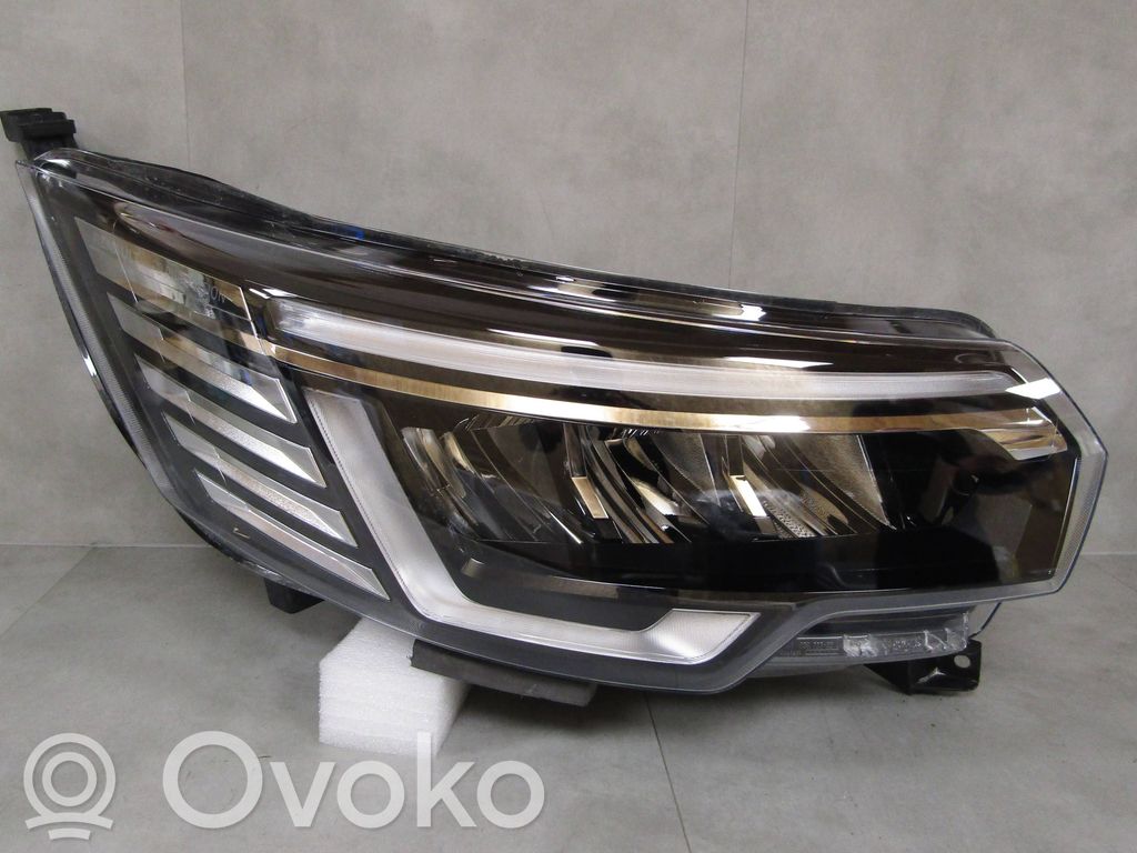 Renault Trafic III (X82) Headlight/headlamp 
