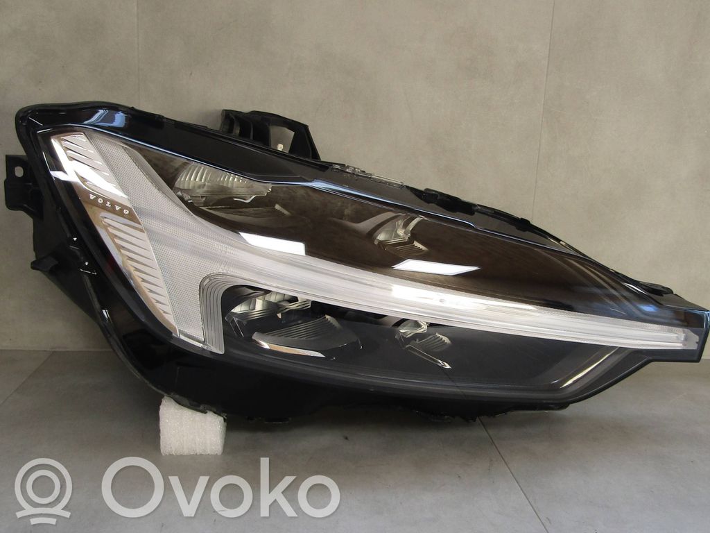Volvo XC60 Phare frontale 