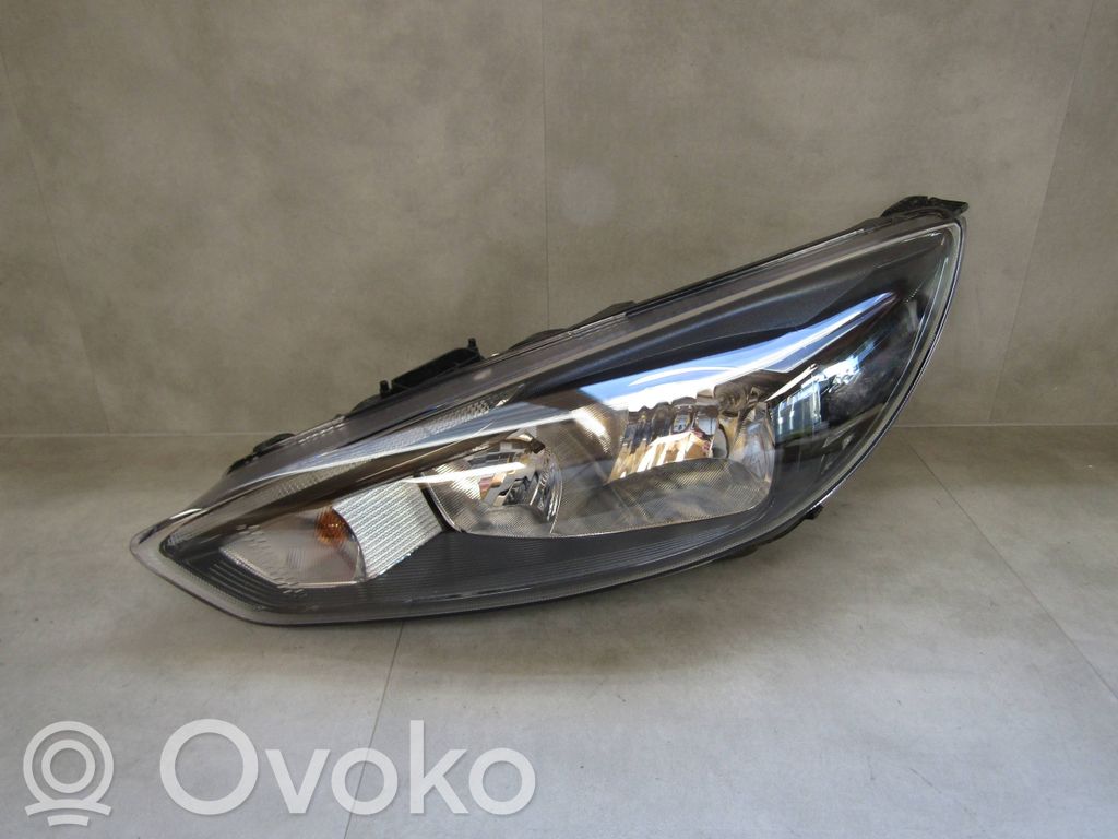 Ford Focus Scheinwerfer 