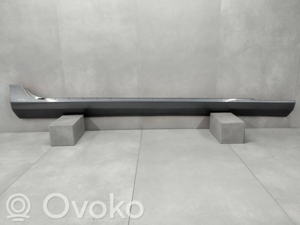 Volvo S90, V90 Moldura del faldón lateral 