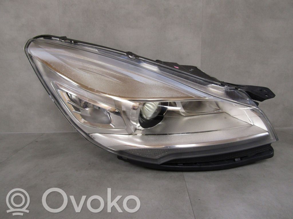 Ford Kuga II Headlight/headlamp 