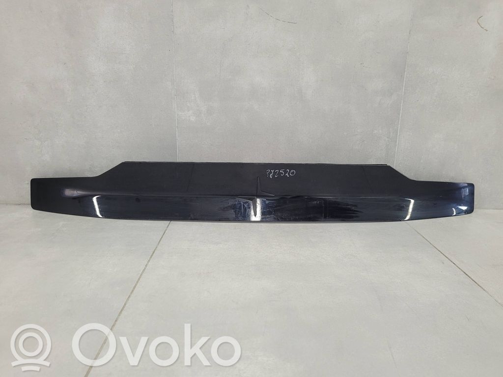 Bottom trim   32259054,32259056