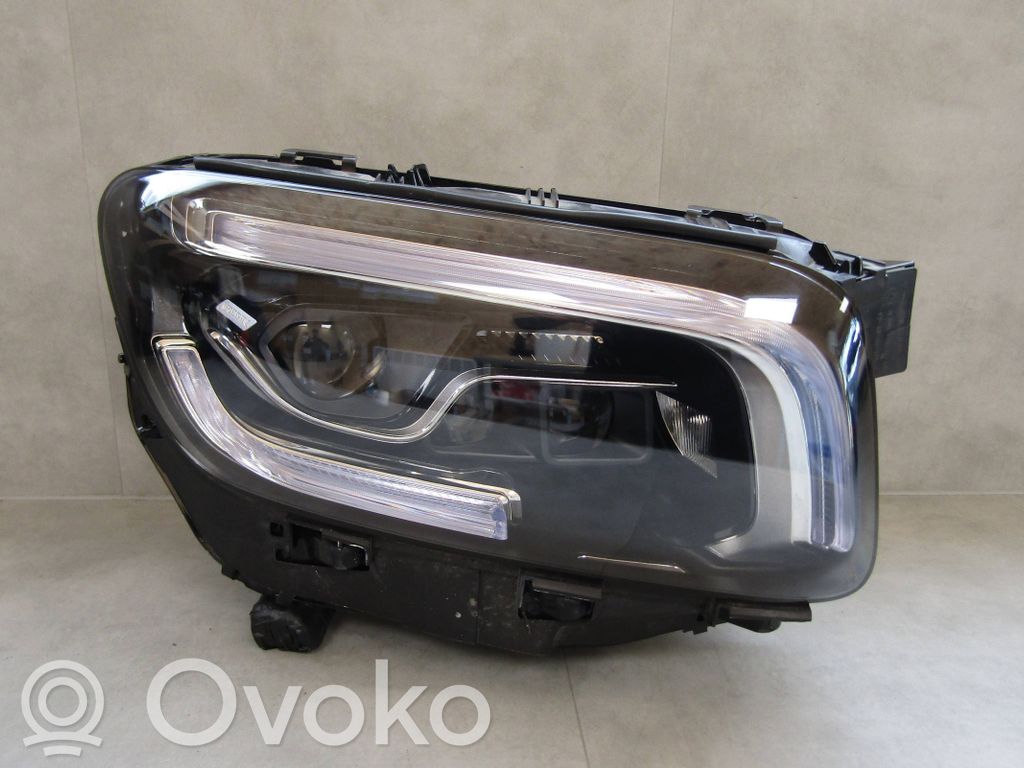 Mercedes-Benz GLB X247 Lampa przednia 
