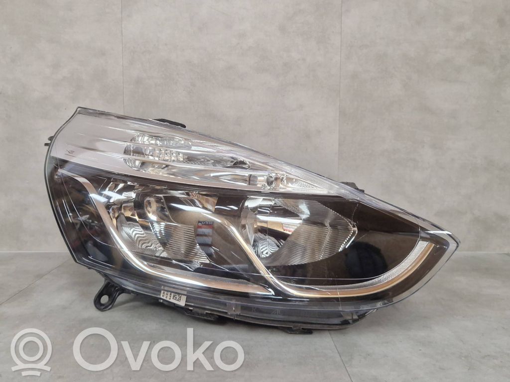 Renault Clio IV Headlight/headlamp 