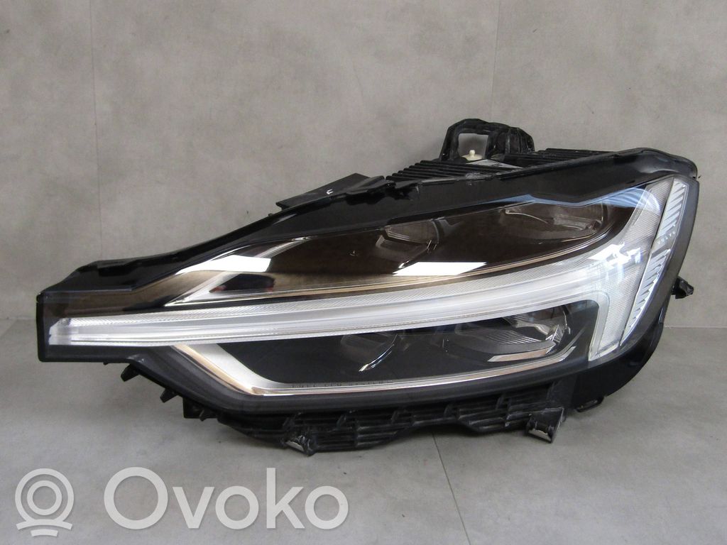 Volvo XC60 Scheinwerfer 