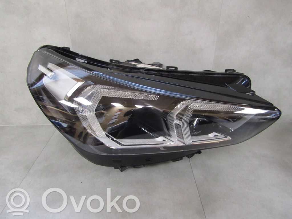 BMW X1 U11 Lampa przednia 