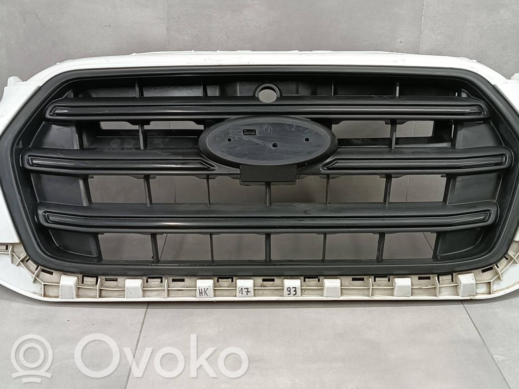 Ford Transit Grotelės priekinės 