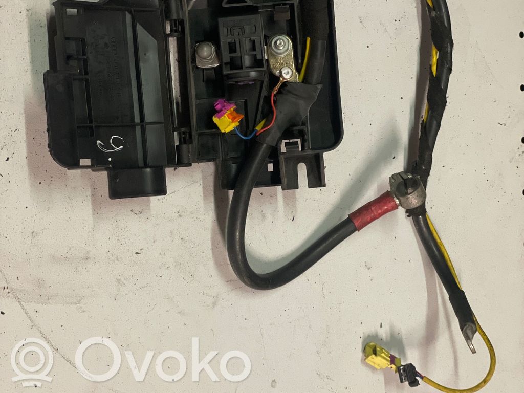 Audi A6 S6 C6 4F Cable positivo (batería) 